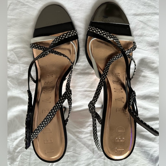 Ted Baker Polka Dot Black White Slingback Heels - Picture 1 of 6